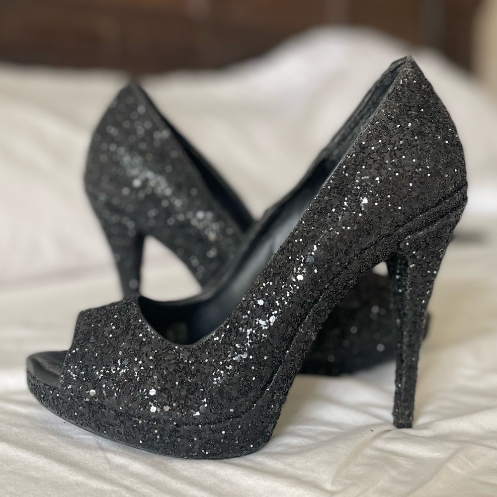 Betsey Johnson women’s black sparkles heels